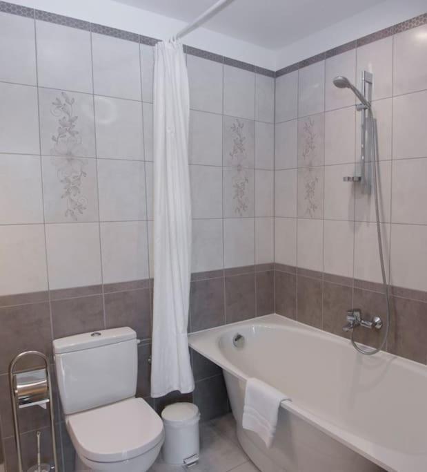 Apartamento Dzintari Jūrkalne Exterior foto